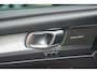 Volvo XC40 2.0 B4 Plus Dark | Stuur & Stoelverwarming | Pilot Assist | Elektrische Achterklep | Elektrische Stoelen | Google Services | Harman Kardon |
