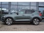 Volvo XC40 2.0 B4 Plus Dark | Stuur & Stoelverwarming | Pilot Assist | Elektrische Achterklep | Elektrische Stoelen | Google Services | Harman Kardon |