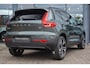 Volvo XC40 2.0 B4 Plus Dark | Stuur & Stoelverwarming | Pilot Assist | Elektrische Achterklep | Elektrische Stoelen | Google Services | Harman Kardon |