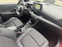 Toyota Yaris 1.5 Hybrid LAUNCH EDITION TREKHAAK HEAD-UP NAVI PARK-SENSOREN STOELVERW BLIND SPOT 17'' LM-VELGEN CAMERA AD-CRUISE KEYLESS PRIVACY GLASS
