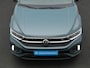 Volkswagen T-Roc 1.5 TSI 150 pk DSG R-Line | Panoramadak | IQ Light | Sportstoelen | Park Assist | Adaptive Cruise | 18 inch