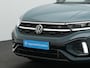 Volkswagen T-Roc 1.5 TSI 150 pk DSG R-Line | Panoramadak | IQ Light | Sportstoelen | Park Assist | Adaptive Cruise | 18 inch