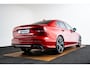 Volvo S60 2.0 T5 Intro Edition Panoramadak - Head up - elektrisch verstelbare/verwarmde stoelen - Standverwarming - Stuurwielverwarming - Harman Kardon - Verwarmbare voorruit - 4 Zone Electronic Climate Control -