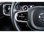Volvo S60 2.0 T5 Intro Edition Panoramadak - Head up - elektrisch verstelbare/verwarmde stoelen - Standverwarming - Stuurwielverwarming - Harman Kardon - Verwarmbare voorruit - 4 Zone Electronic Climate Control -