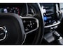 Volvo S60 2.0 T5 Intro Edition Panoramadak - Head up - elektrisch verstelbare/verwarmde stoelen - Standverwarming - Stuurwielverwarming - Harman Kardon - Verwarmbare voorruit - 4 Zone Electronic Climate Control -
