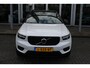 Volvo XC40 T3 Automaat R-Design | Adapt. Cruise | El. Trekhaak | Park assist V+A | Draadloze telefoonlader