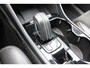 Volvo XC40 T3 Automaat R-Design | Adapt. Cruise | El. Trekhaak | Park assist V+A | Draadloze telefoonlader