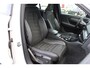 Volvo XC40 T3 Automaat R-Design | Adapt. Cruise | El. Trekhaak | Park assist V+A | Draadloze telefoonlader