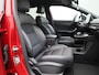 MG 4 MG4 64 kWh Luxury AUTOMAAT | CAMERA | NAVIGATIE | APPLE CARPLAY | HALF STOF-LEDEREN BEKLEDING | WINTERPAKKET | ELEKTRISCHE STOEL |