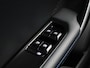 MG 4 MG4 64 kWh Luxury AUTOMAAT | CAMERA | NAVIGATIE | APPLE CARPLAY | HALF STOF-LEDEREN BEKLEDING | WINTERPAKKET | ELEKTRISCHE STOEL |