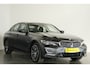 BMW 3-Serie 320e High Executive / LED / Navi / CarPlay / Leder / DAB