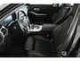 BMW 3-Serie 320e High Executive / LED / Navi / CarPlay / Leder / DAB