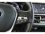 BMW 3-Serie 320e High Executive / LED / Navi / CarPlay / Leder / DAB