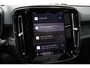 Volvo EX40 Single Motor Extended Range Ultra 82 kWh | Panoramadak | Semi-elektrische trekhaak | 360° camera | Verwarmbare voorstoelen+stuurwiel | Premium audio by Harman Kardon | BLIS | Elek. Bed. voorstoel met Memory | Adaptive Cruise Control |