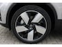 Volvo EX40 Single Motor Extended Range Ultra 82 kWh | Silver Dawn Metallic | Panoramadak | Semi Elek. trekhaak | 360° camera | Verwarmbare voorstoelen | Verwarmbaar stuurwiel | BLIS | Elek. Bed. voorstoel met Memory | Google-Maps navigatie | Adapt. Cruise Control | Harman Kardon audio | Glazen pook