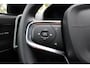 Volvo EX40 Single Motor Extended Range Ultra 82 kWh | Silver Dawn Metallic | Panoramadak | Semi Elek. trekhaak | 360° camera | Verwarmbare voorstoelen | Verwarmbaar stuurwiel | BLIS | Elek. Bed. voorstoel met Memory | Google-Maps navigatie | Adapt. Cruise Control | Harman Kardon audio | Glazen pook
