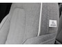 Volvo EX40 Single Motor Extended Range Ultra 82 kWh | Silver Dawn Metallic | Panoramadak | Semi Elek. trekhaak | 360° camera | Verwarmbare voorstoelen | Verwarmbaar stuurwiel | BLIS | Elek. Bed. voorstoel met Memory | Google-Maps navigatie | Adapt. Cruise Control | Harman Kardon audio | Glazen pook