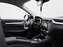 MG ZS MG EV Luxury 45 kWh | PANORAMADAK | LEDER | CAMERA | NAVIGATIE
