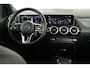 Mercedes-Benz B-klasse B200 Business Solution Automaat / LED / Navigatie  / Lichtmetaal