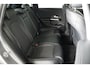 Mercedes-Benz B-klasse B200 Business Solution Automaat / LED / Navigatie  / Lichtmetaal