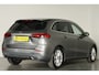 Mercedes-Benz B-klasse B200 Business Solution Automaat / LED / Navigatie  / Lichtmetaal