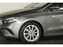 Mercedes-Benz B-klasse B200 Business Solution Automaat / LED / Navigatie  / Lichtmetaal