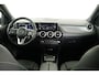 Mercedes-Benz B-klasse B200 Business Solution Automaat / LED / Navigatie  / Lichtmetaal