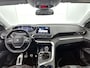Peugeot 3008 SUV Crossway 130pk | Navigatie | Schuif-/Kanteldak | Achteruitrijcamera | Leder/Alcantara | Full Led koplampen | Handsfree Achterklep | Climate Control | Adaptieve Cruise Control | Grip Control | Parkeersensoren v+a | Keyless | Dodehoeksensor | Apple Carplay / Android Auto | Donker getint glas | 18" lichtmetalen velgen |