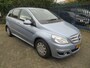 Mercedes-Benz B-klasse 180 BlueEFFICIENCY NWE DISTRIBUTIE-AIRCO-CRUISE GARANTIE!