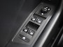 Volkswagen T-Roc 1.0 TSI Style | Navigatie via Carplay | Stoelverwarming | Climate Control | Cruise Control Adaptief |
