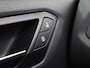 Volkswagen T-Roc 1.0 TSI Style | Navigatie via Carplay | Stoelverwarming | Climate Control | Cruise Control Adaptief |