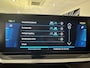 Peugeot e-2008 EV GT 50 kWh | Dodehoek detectie | 3D cockpit | Achteruitrijcamera | Sportstoelen half-leder