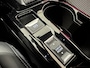 Peugeot e-2008 EV GT 50 kWh | Dodehoek detectie | 3D cockpit | Achteruitrijcamera | Sportstoelen half-leder