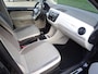 Volkswagen Up! 1.0 BMT UP! BEATS AUDIO AIRCO BLUETOOTH LICHTMETAAL