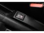 Suzuki Swift 1.2 Style Smart Hybrid | Navigatie | Cruise control | Parkeersensoren | Achteruitrijcamera | Climate control