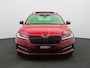 Skoda Superb Combi 1.5 TSI 150 pk DSG ACT Sportline Business | Panoramadak | Geheugenstoelen | Rondomzicht camera | Matrix LED | Stuur-/achterbankverwarming
