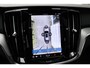 Volvo V60 2.0 T6 Plug-in hybrid AWD Plus Dark | Panoramadak | Semi Elek. trekhaak | 360° camera | Harman Kardon audio | Verwarmde voorruit | Adapt. Cruise Control | Voor -en achterstoelen verwambaar | Verwarmbaar stuurwiel | Elek. Bed. stoelen met Memory | Glazen pook | Blind Spot | Google Maps navigatie |
