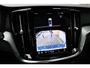Volvo V60 2.0 T6 Plug-in hybrid AWD Plus Dark | Panoramadak | Semi Elek. trekhaak | 360° camera | Harman Kardon audio | Verwarmde voorruit | Adapt. Cruise Control | Voor -en achterstoelen verwambaar | Verwarmbaar stuurwiel | Elek. Bed. stoelen met Memory | Glazen pook | Blind Spot | Google Maps navigatie |