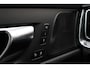 Volvo V60 2.0 T6 Plug-in hybrid AWD Plus Dark | Panoramadak | Semi Elek. trekhaak | 360° camera | Harman Kardon audio | Verwarmde voorruit | Adapt. Cruise Control | Voor -en achterstoelen verwambaar | Verwarmbaar stuurwiel | Elek. Bed. stoelen met Memory | Glazen pook | Blind Spot | Google Maps navigatie |
