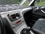 Ford S-Max 2.0-16V Ecc Cruisecontrol Leer/Alcantara Panoramadak Pdc Lm Velgen Trekhaak**Apk t/m 18-9-2026**