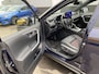 Toyota RAV4 2.5 Plug-in Hybrid AWD Bi-Tone Plus Limited Incl: Dode hoek detectie - AppleCarPlay/AndroidAuto, Stoel en Stuurverwarming, LM velgen, Parkeer hulp camera