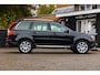 Volvo XC90 2.5 T5 Limited Edition Youngtimer I NL Auto I NAP I 7 Zits I Leder I Trekhaak I Climate I Cruise I Stoelverwarming