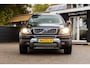 Volvo XC90 2.5 T5 Limited Edition Youngtimer I NL Auto I NAP I 7 Zits I Leder I Trekhaak I Climate I Cruise I Stoelverwarming