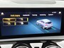Mercedes-Benz A-klasse A 180 Automaat Business Solution AMG | Premium Pakket | Nightpakket | Panoramadak | Sfeerverlichting | Stoelverwarming | Keyless-Go | Multibeam LED | Parktronic met camera