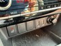 Mitsubishi Eclipse Cross 2.4 PHEV Executive Apple Carplay/Android Auto , stoel en stuur verwarming , cruise control adaptief , camera , trekhaak , navigatiesysteem , lichtmetalen velgen 18" , electronic climate controle , enz