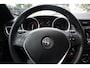 Alfa Romeo Giulietta 1.4 Turbo MultiAir Super - PANORAMA DAK - NAVI - STOEL VERW - UCONNECT - D.RIEM + W.P V.V. - 1E EIG!
