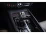 Volvo XC60 2.0 T5 AWD Inscription | Panoramadak | Luchtvering | Trekhaak | Electrisch bedienbare bestuurdersstoel | Stoelverwarming | Keyless Entry