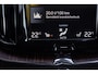 Volvo XC60 2.0 T5 AWD Inscription | Panoramadak | Luchtvering | Trekhaak | Electrisch bedienbare bestuurdersstoel | Stoelverwarming | Keyless Entry
