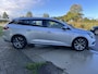 Renault Megane Estate 1.5 dCi Limited / Distr. vv / Trekhaak / Keyless / PDC 360' / Camera / Lane assist / Cruise / DAB /