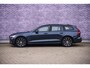 Volvo V60 2.0 T6 Plug-in hybrid AWD Plus Dark | Trekhaak | Adaptive Cruise Control | Panoramadak | 360 Camera | Harman/Kardon | Stuurverwarming | Stoelverwarming voor & achter | Power Seats | Sportstoelen |
